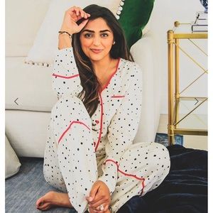 Summersalt x The Home Edit women’s lounge set